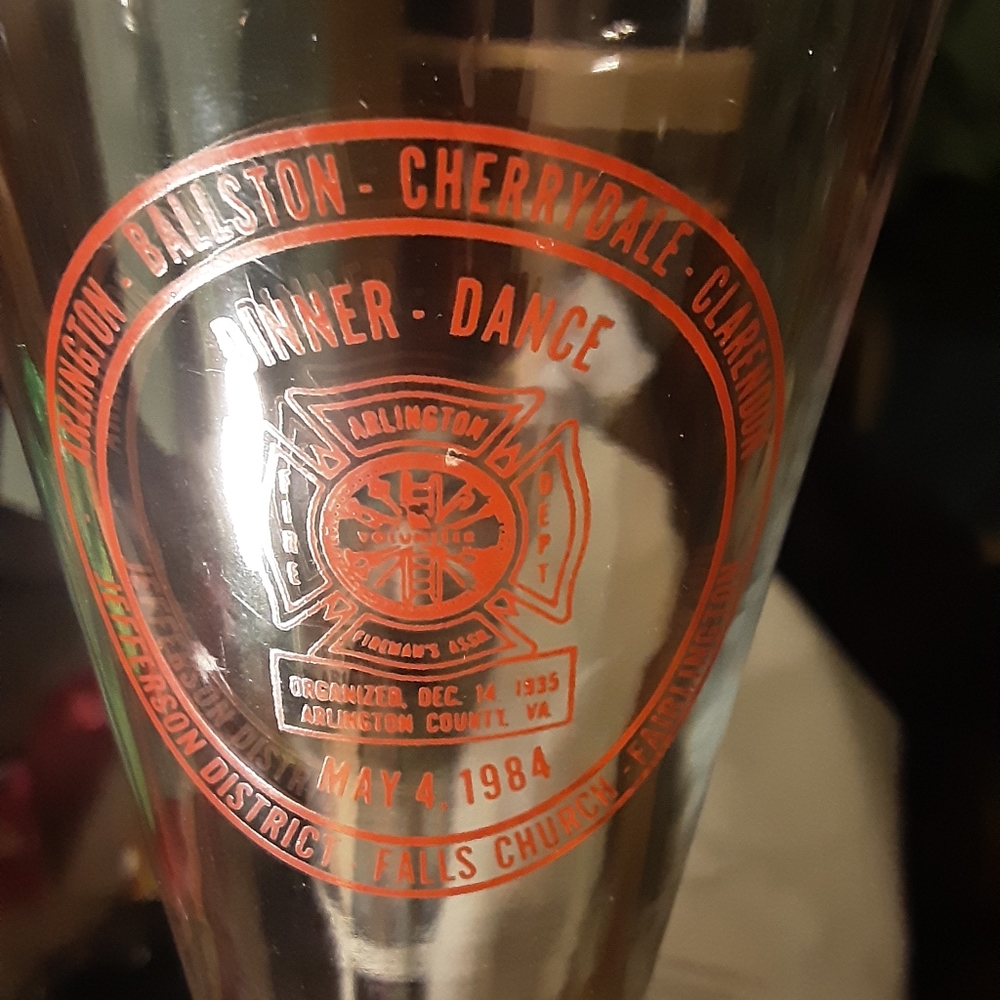 Arlington Firefighters 1984 Tall Glass